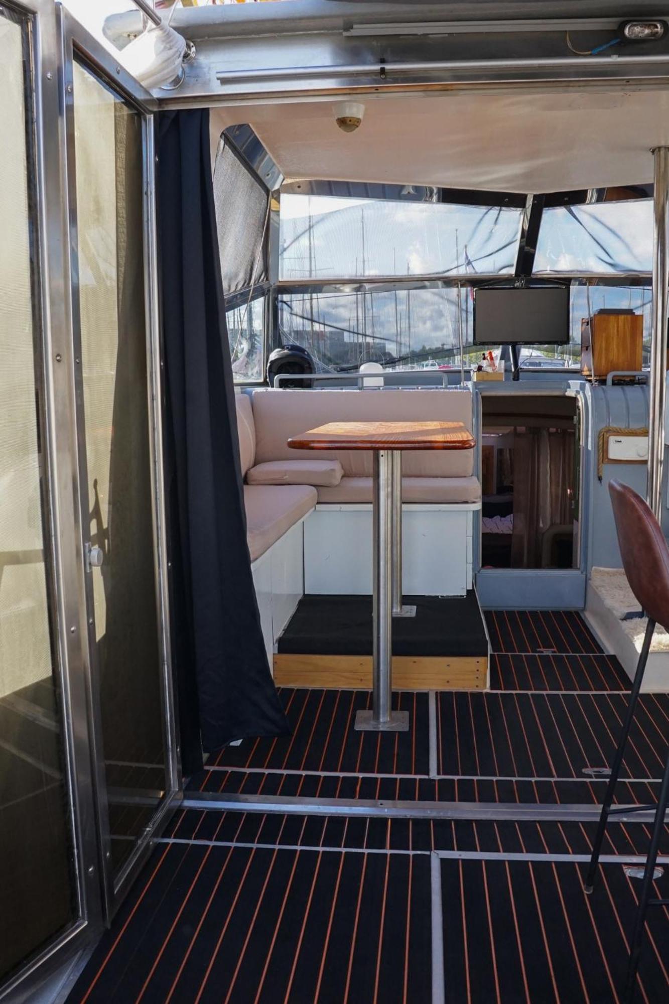 Bateau Cocoon En Amoureux Μπορντό Εξωτερικό φωτογραφία